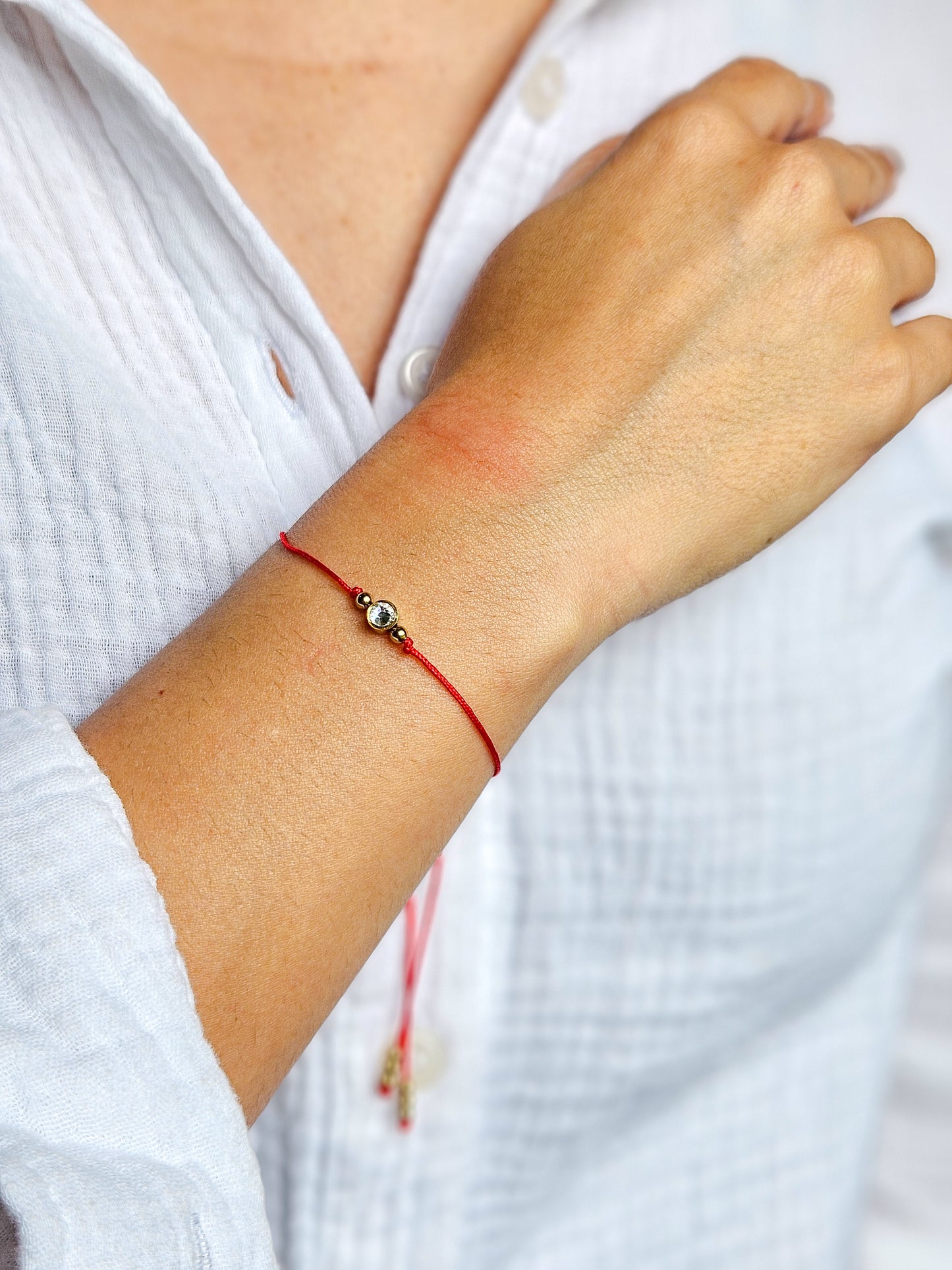 Pulsera hilo rojo