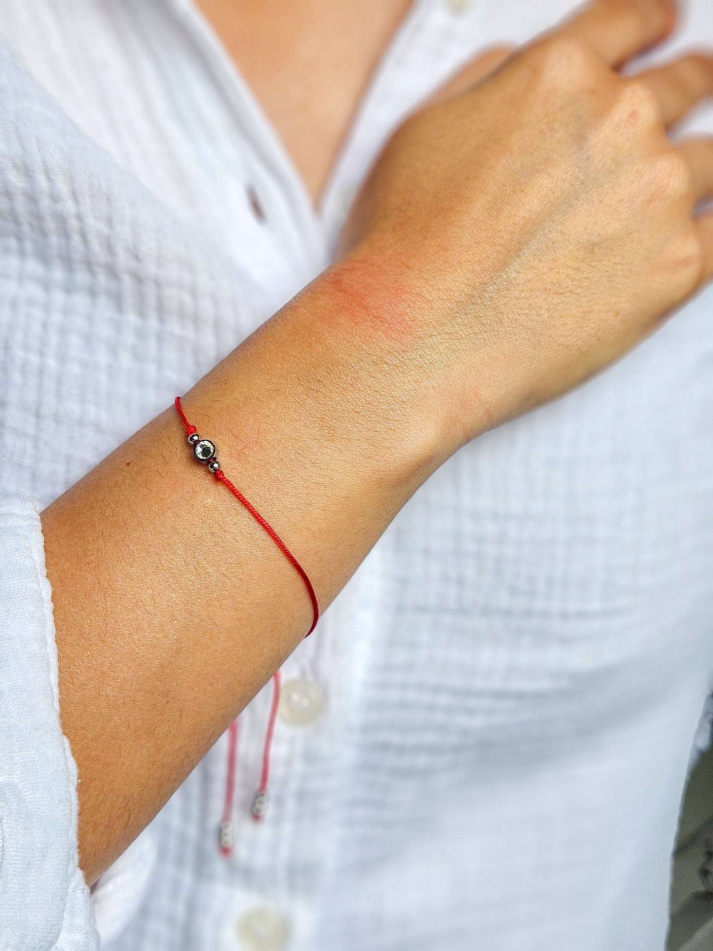 Pulsera hilo rojo