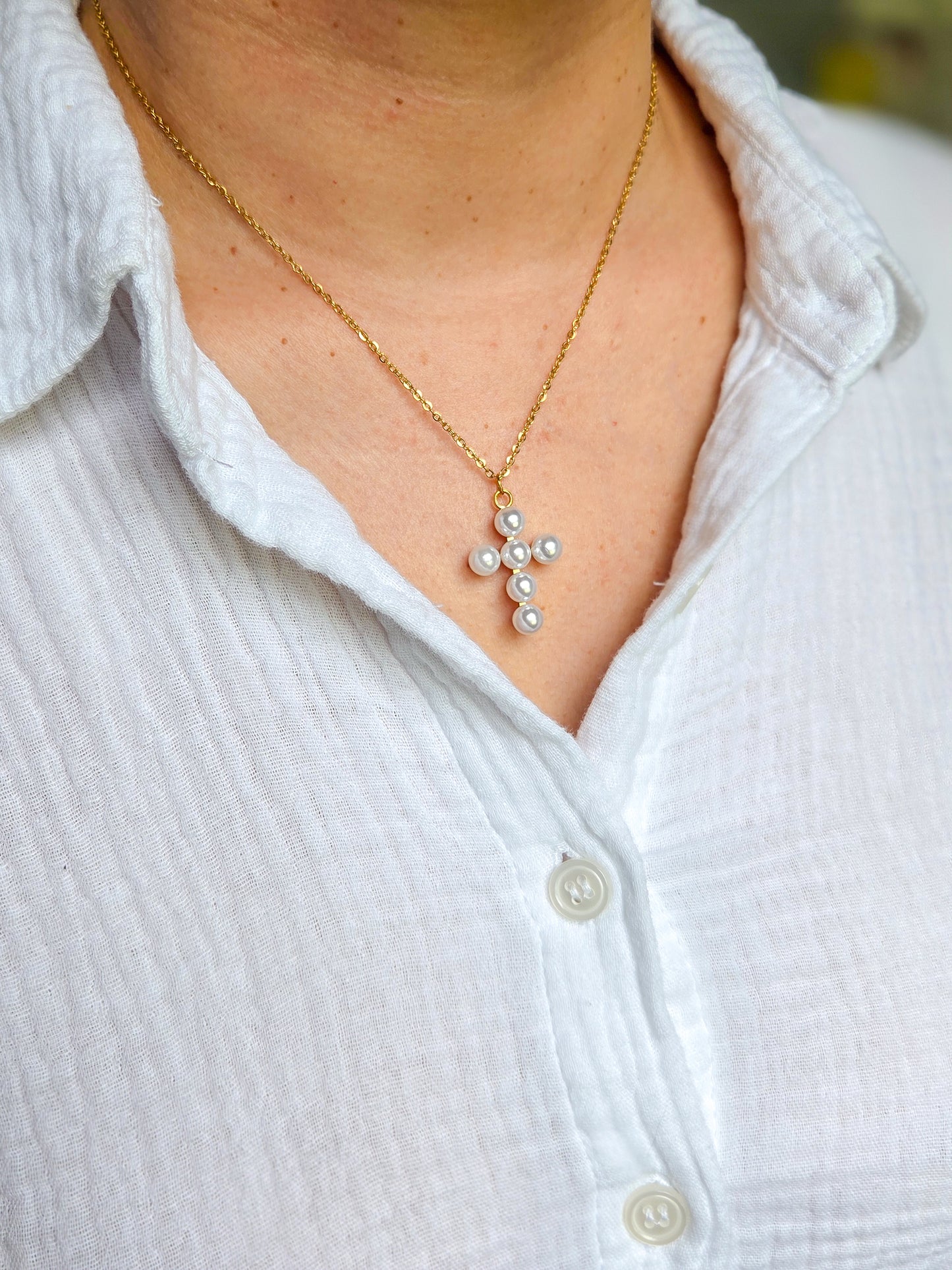 Cadena cruz de perlas