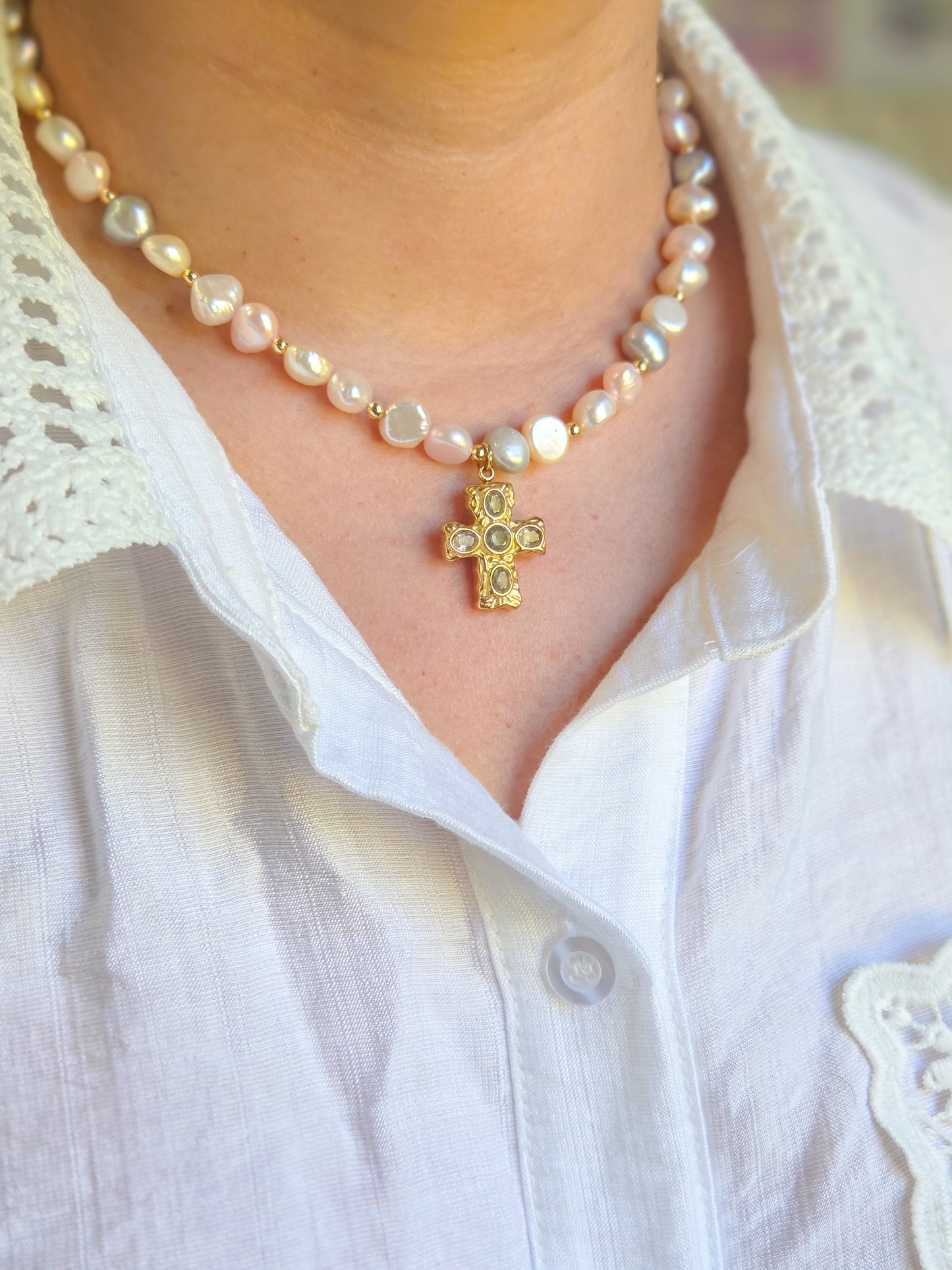 Cadena perlas y cruz