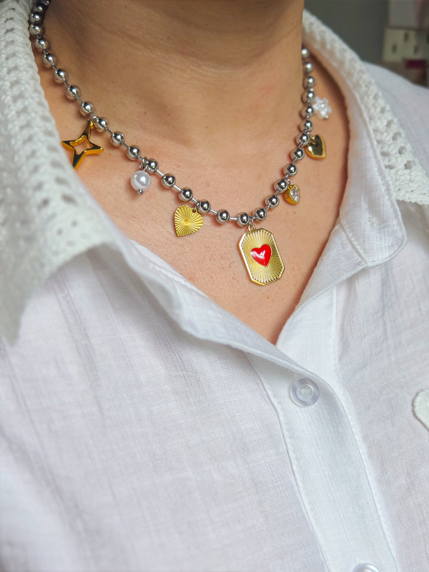 Cadena con charms tropicoqueta