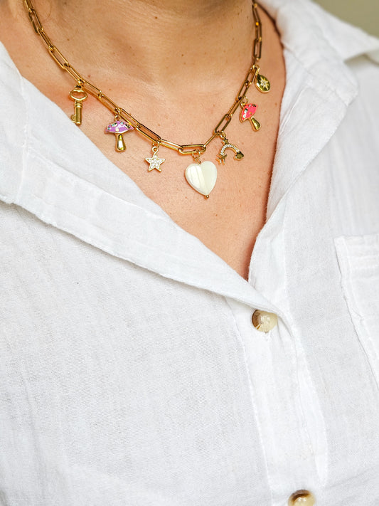 Cadena con charms