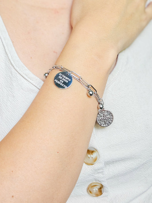 Pulsera el tiempo de Dios