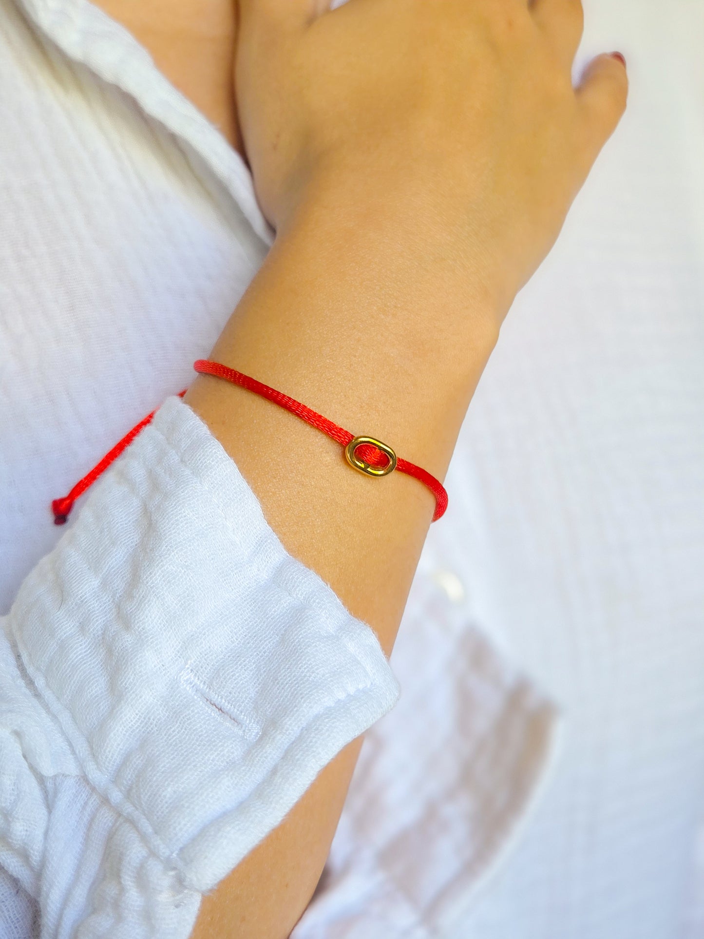 Pulsera hilo rojo