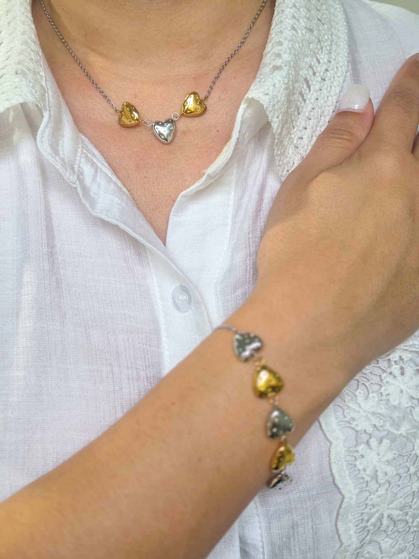 Pulsera corazones dos tonos