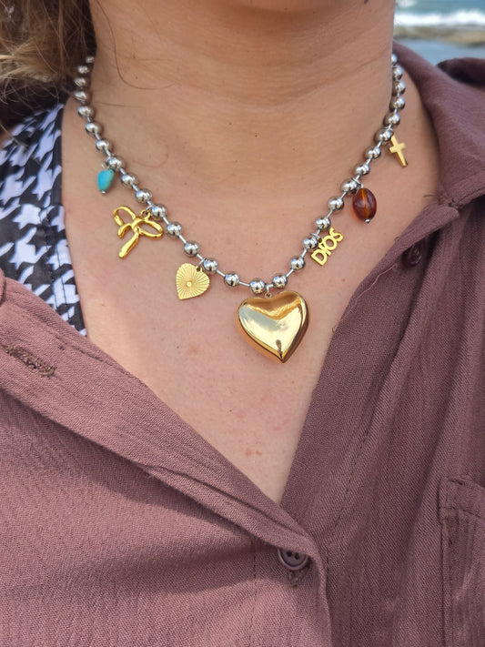 Cadena con charms corazón de Dios