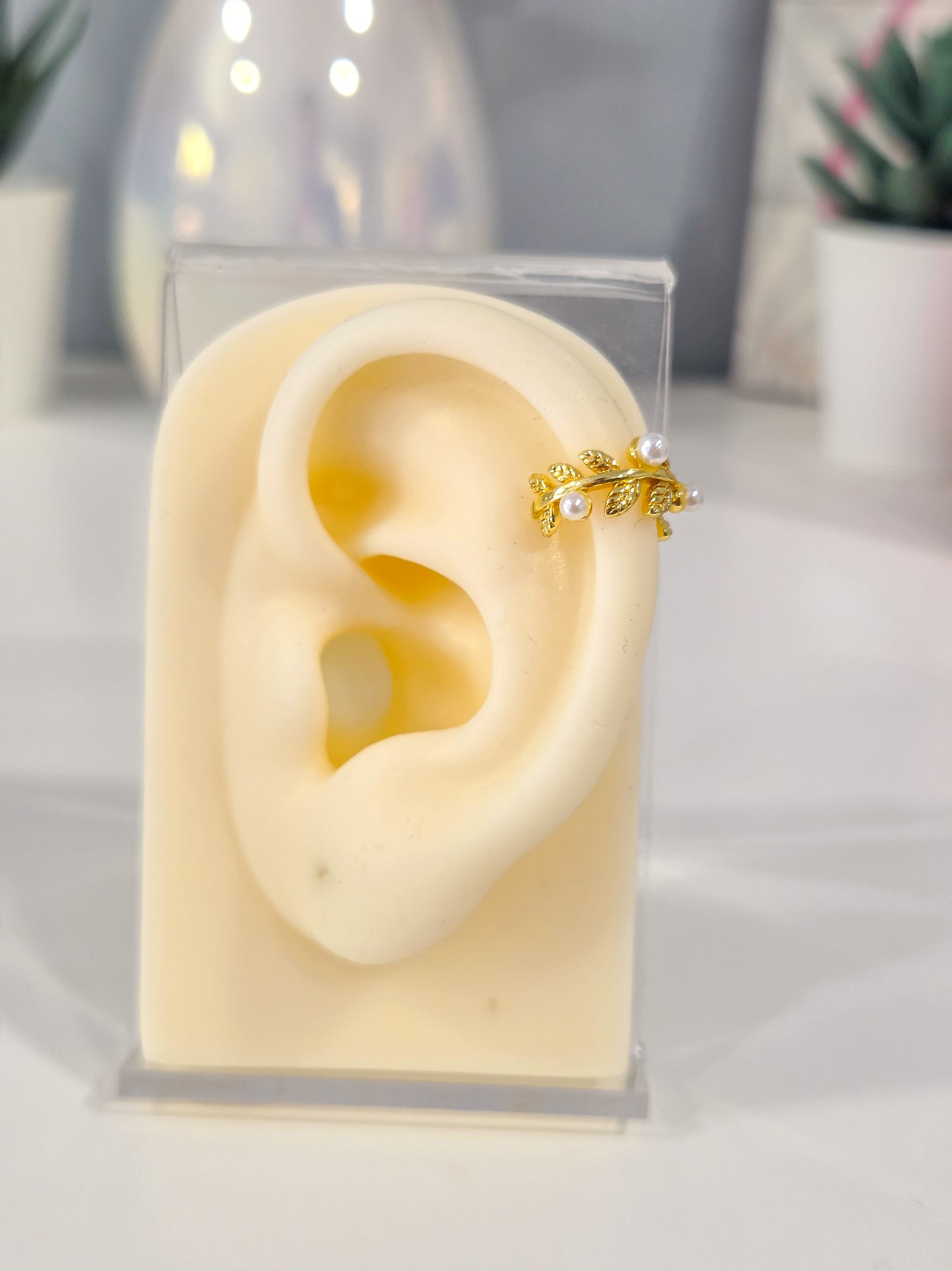 Earcuff hojas y perlitas