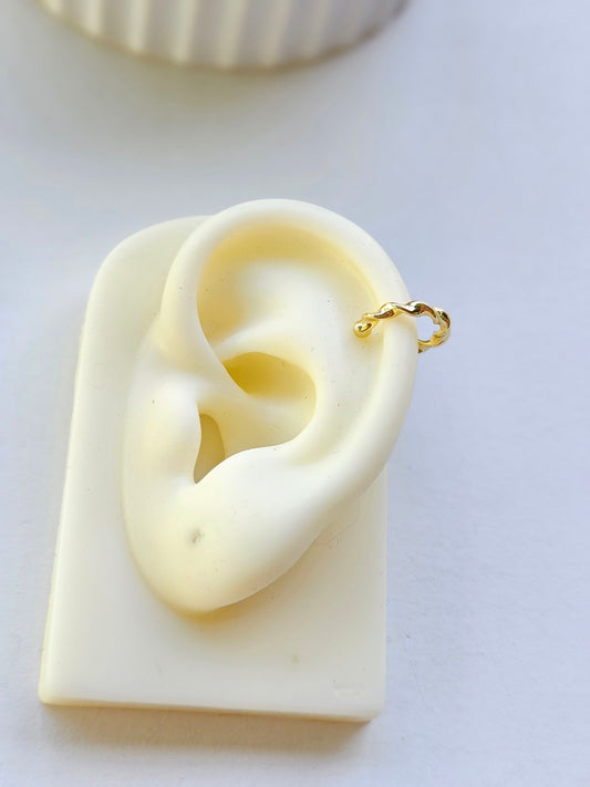 Gold Earcuff